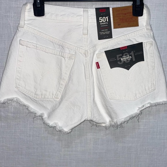 NWT Levi’s 501 Original Short in Keep It Clean - Picture 6 of 16